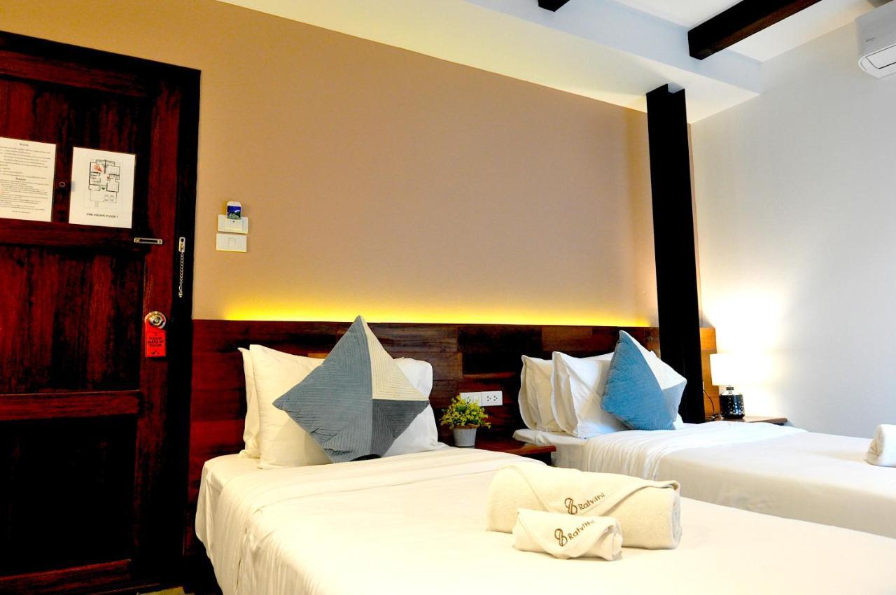 The Eight Ratvithi House Hotel Chiang Mai Exterior photo